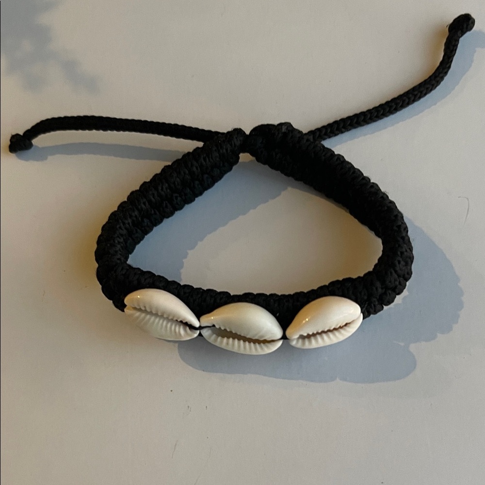 Black Braided Bracelet with Accents Cowries Shell